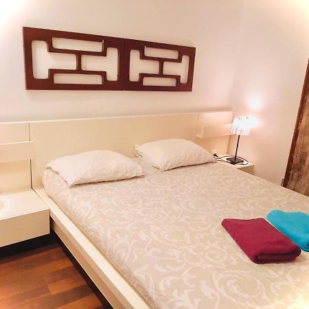 022 Apartamento 1-1 Leilighet Barcelona Eksteriør bilde